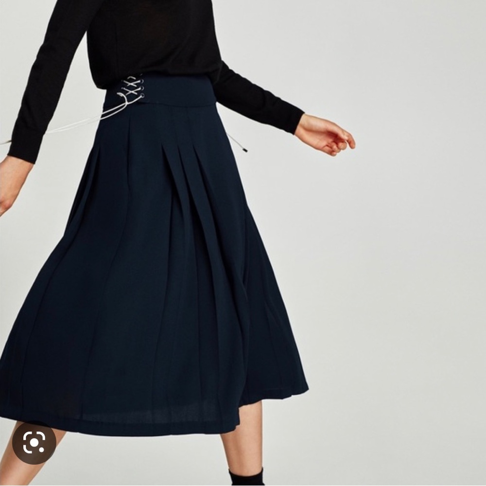 Zara dark long navy pleated blue skirt with side bows size XL